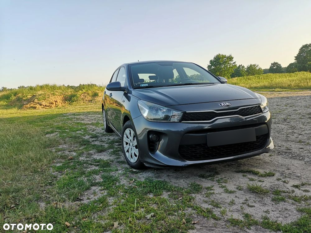 Kia Rio - 4