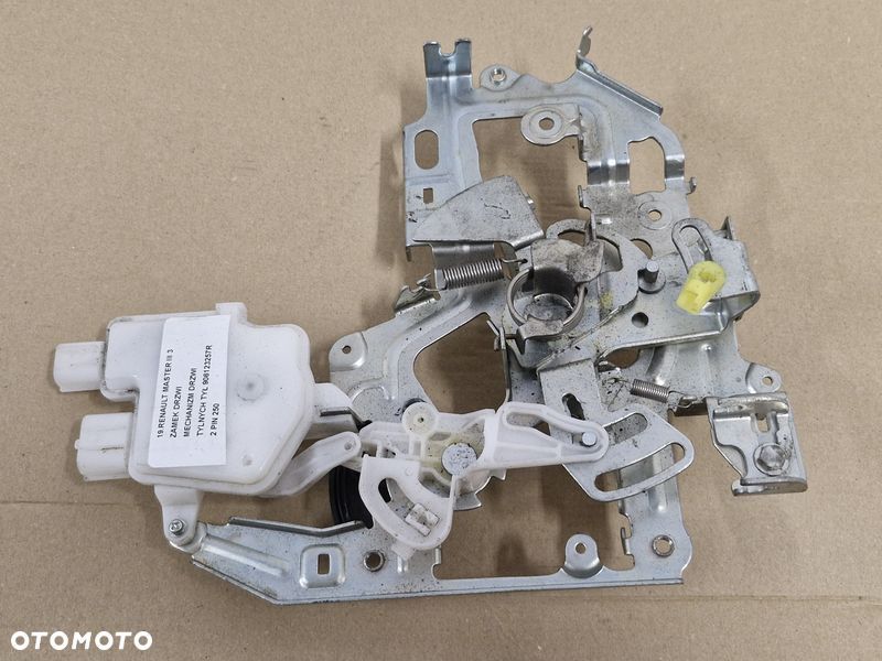 RENAULT MASTER III 3 ZAMEK DRZWI MECHANIZM DRZWI TYLNYCH TYŁ 906123257R 2 PIN - 1