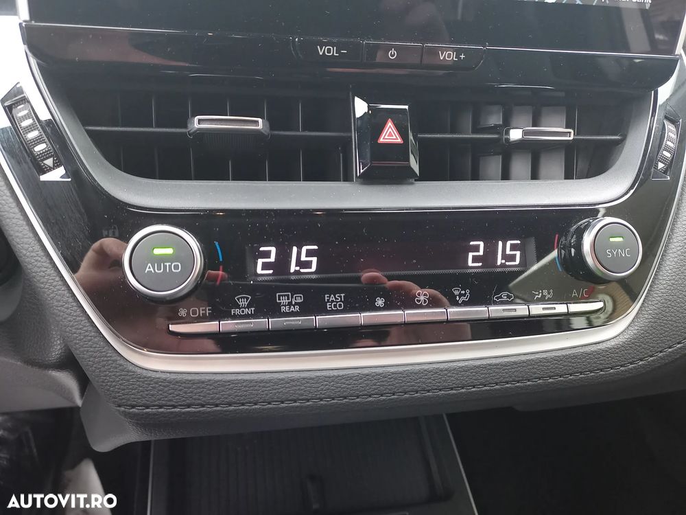 Toyota Corolla Cross 1.8I 2WD Active - 22