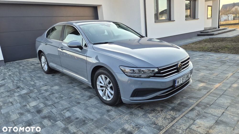 Volkswagen Passat 1.5 TSI EVO Business - 9