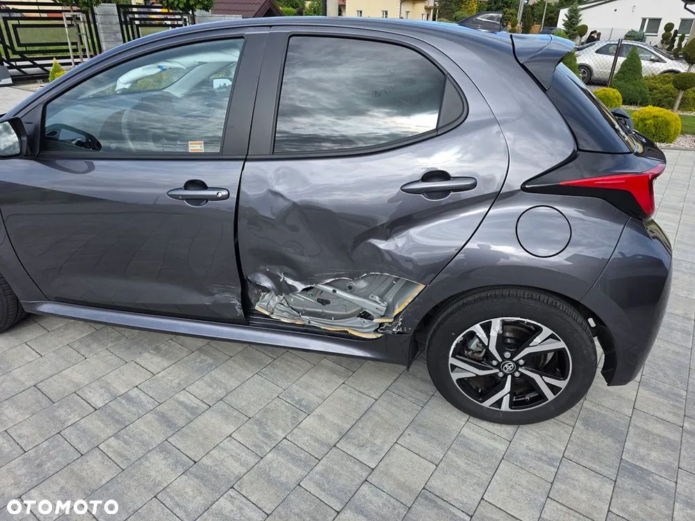 Toyota Yaris Hybrid 1.5 Style - 6