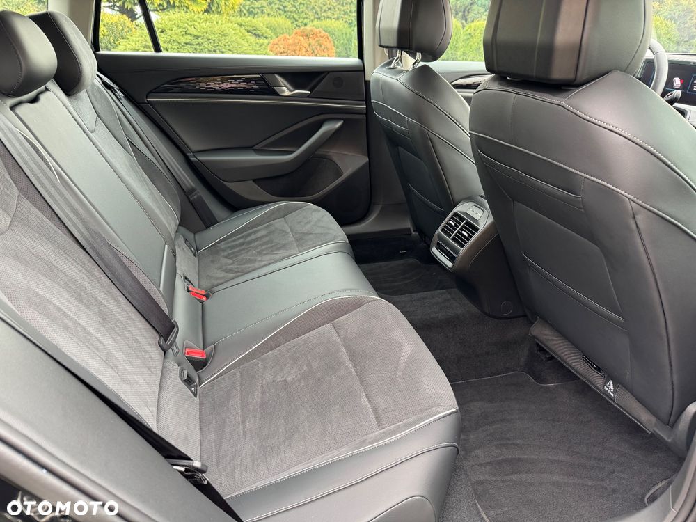 Volkswagen Passat 2.0 TDI SCR Business DSG - 19