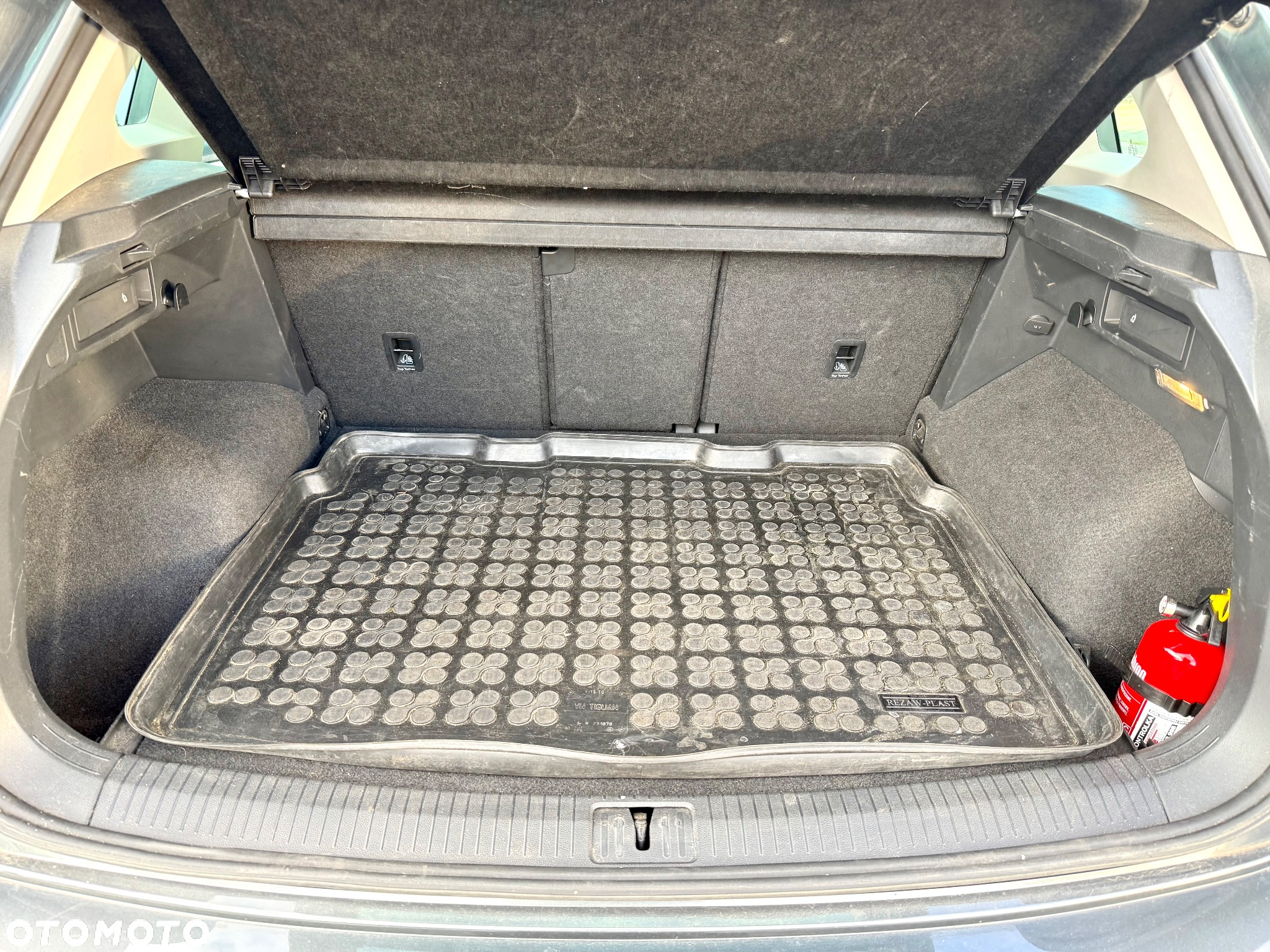 Volkswagen Tiguan - 10