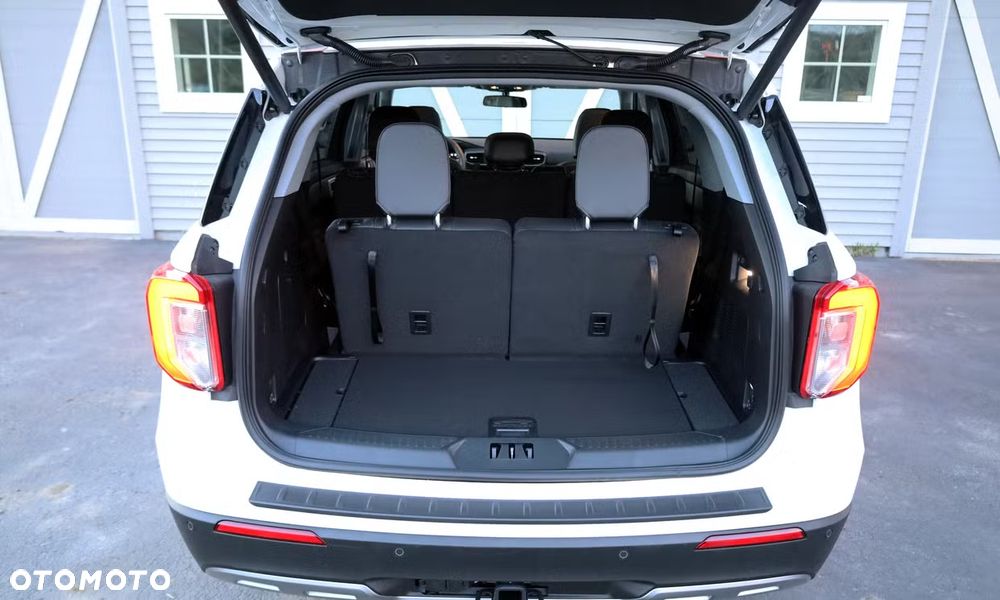 Ford Explorer EcoBoost Plug-in Hybrid PLATINUM - 11