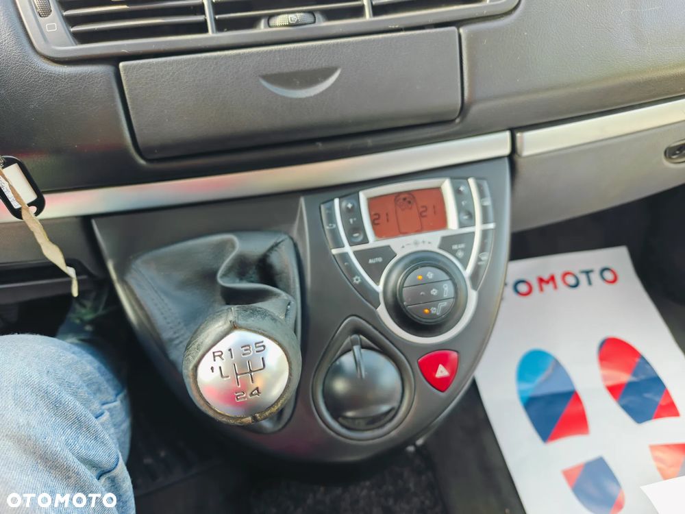 Fiat Ulysse 2.0 JTD Active - 26