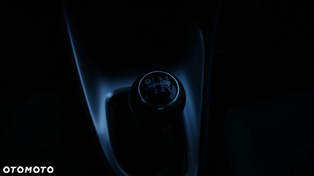 Toyota Yaris - 16