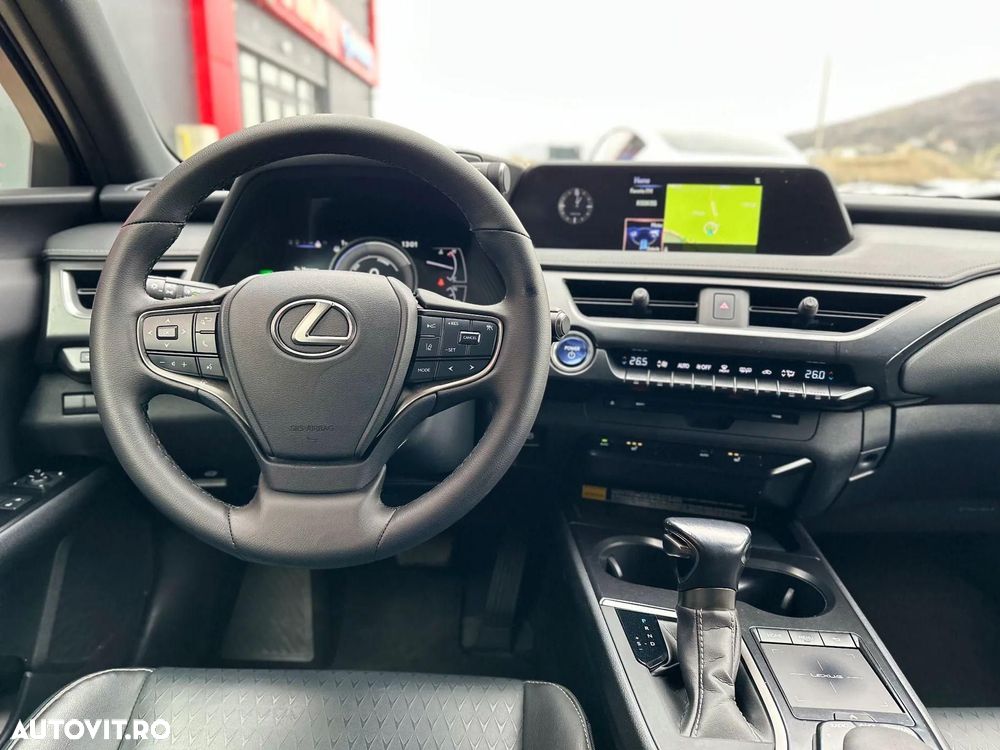 Lexus UX 250h Executive Line - 26
