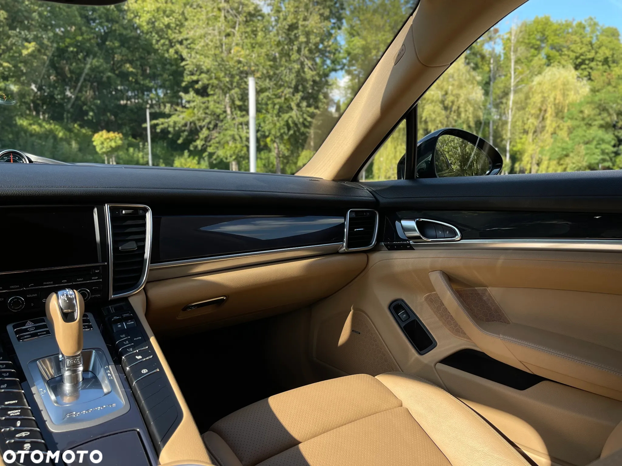 Porsche Panamera S PDK - 21