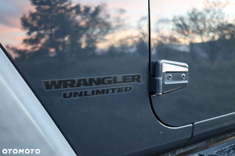Jeep Wrangler - 20