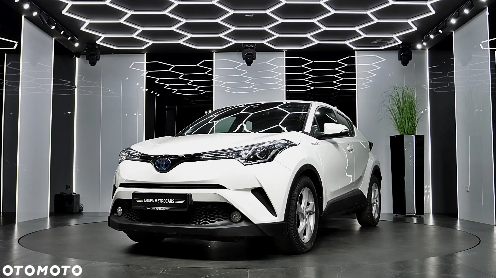 Toyota C-HR 1.8 Hybrid Premium - 2