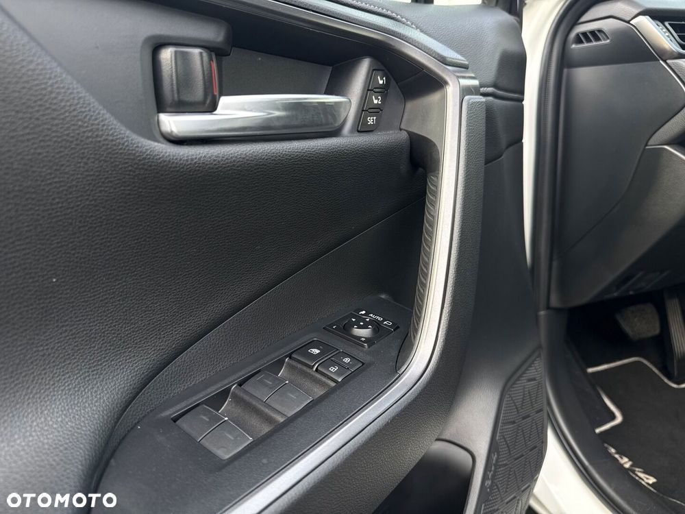 Toyota RAV4 2.5 Hybrid GR Sport 4x4 - 21