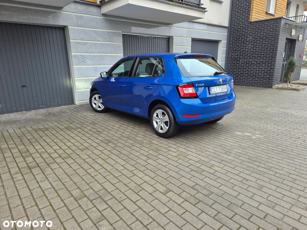 Skoda Fabia 1.2 TSI Active - 4