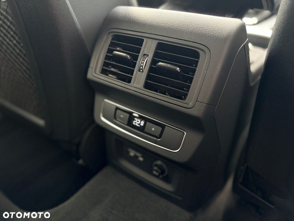 Audi Q5 Sportback - 26