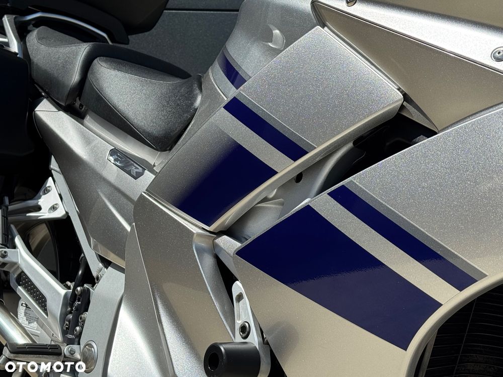Yamaha FJR - 11