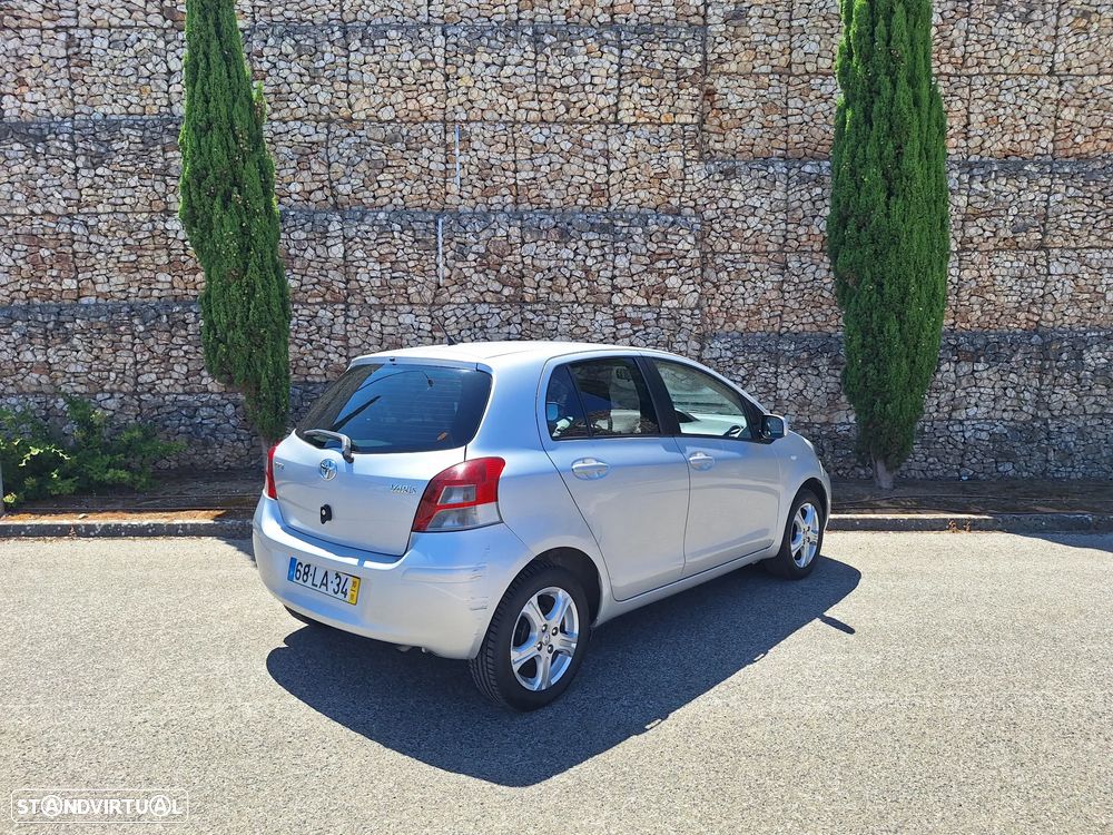 Toyota Yaris 1.0 VVT-i Sport - 18