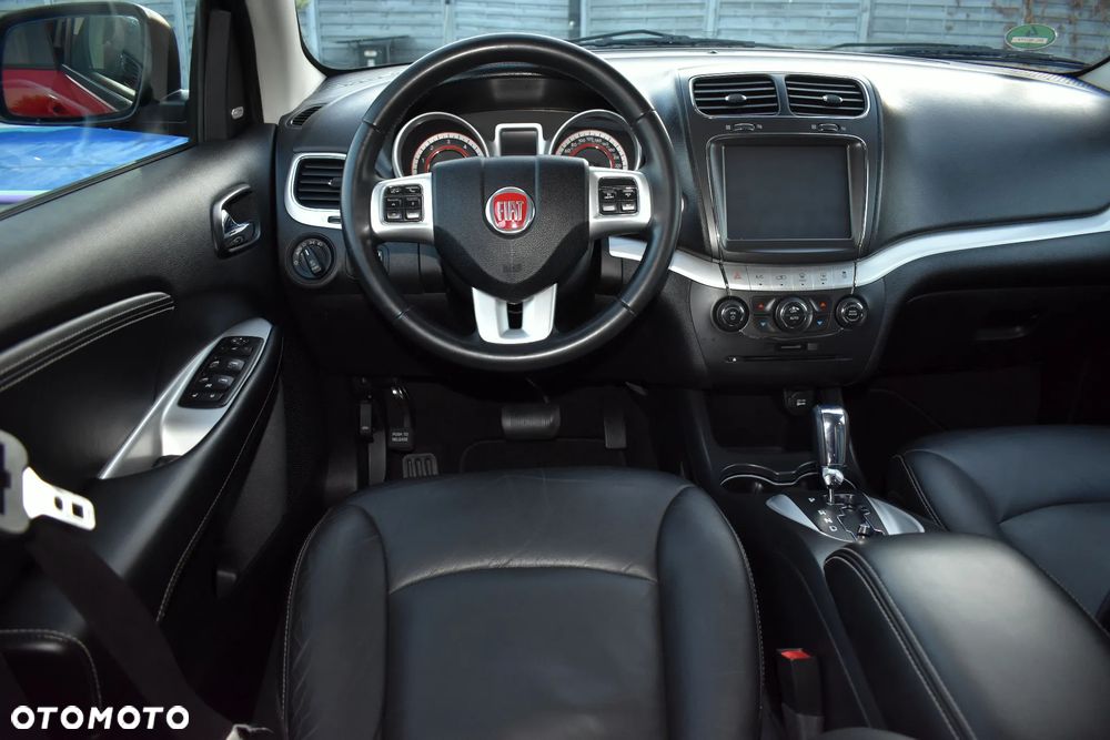 Fiat Freemont 2.0 Multijet 16V DPF Automatik Allrad Black Code - 26