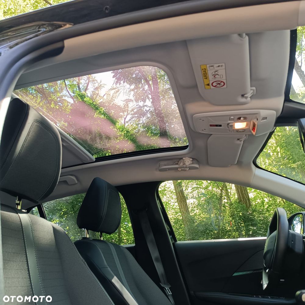 Peugeot 208 PureTech 100 Allure - 17