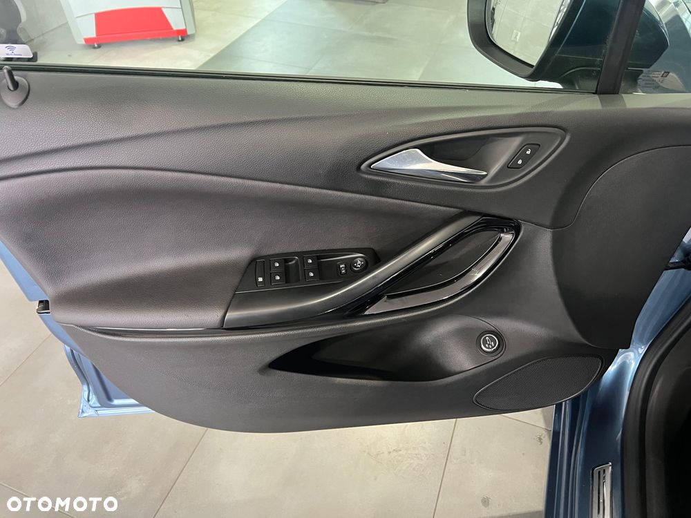 Opel Astra 1.4 T Enjoy S&S - 16