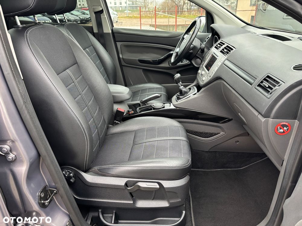 Ford Kuga 2.0 TDCi 4x4 Titanium - 15