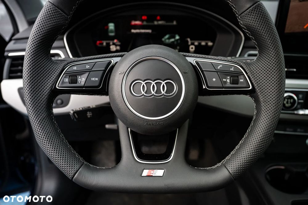 Audi A4 Limousine - 15