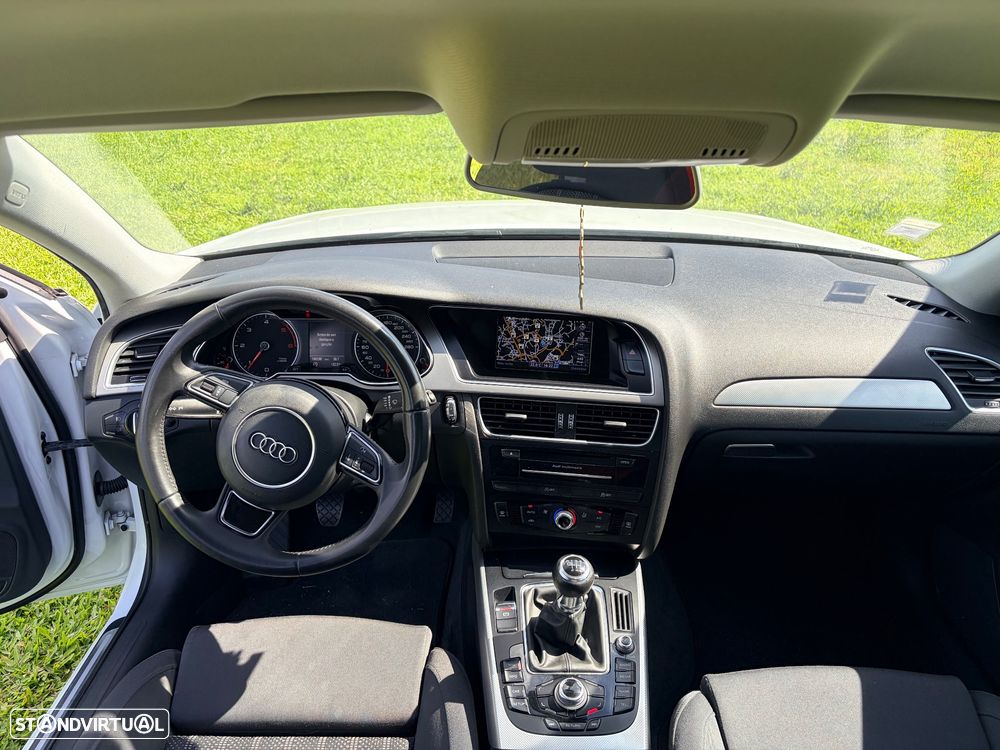 Audi A4 2.0 TDI Sport - 13