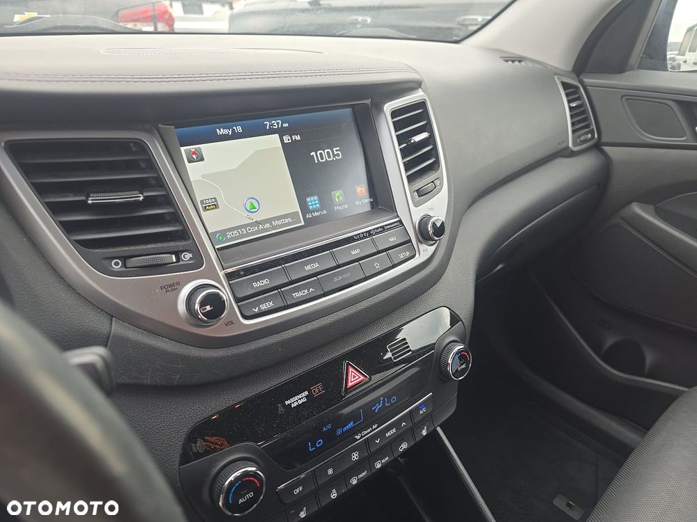 Hyundai Tucson - 12