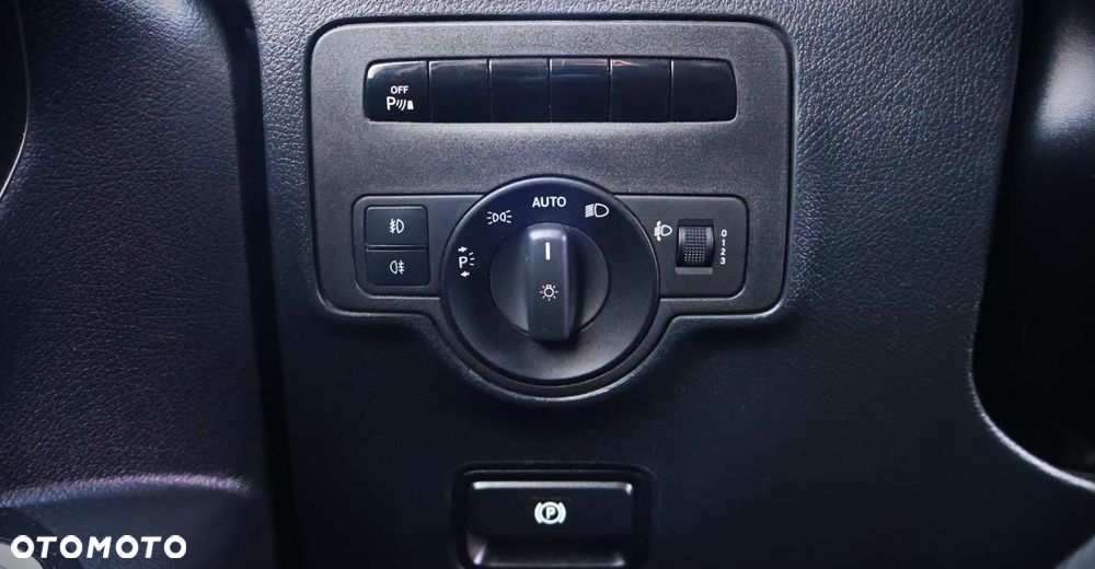 Mercedes-Benz Vito - 28