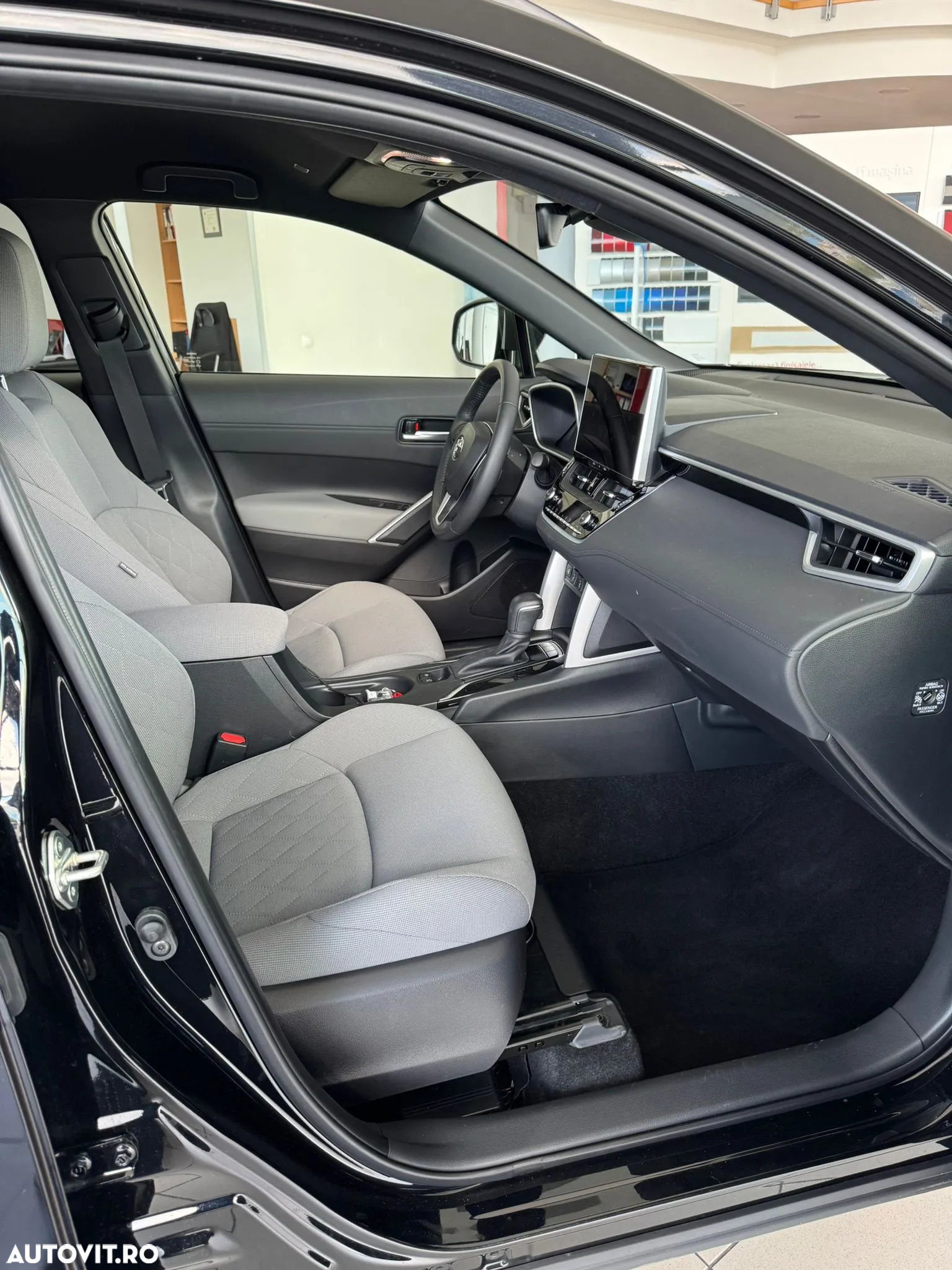 Toyota Corolla Cross - 12