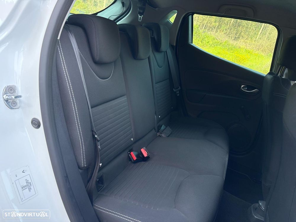 Renault Clio 1.5 dCi Limited EDition - 16
