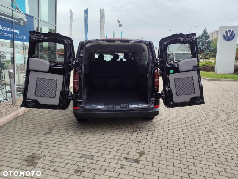 Volkswagen Transporter - 17