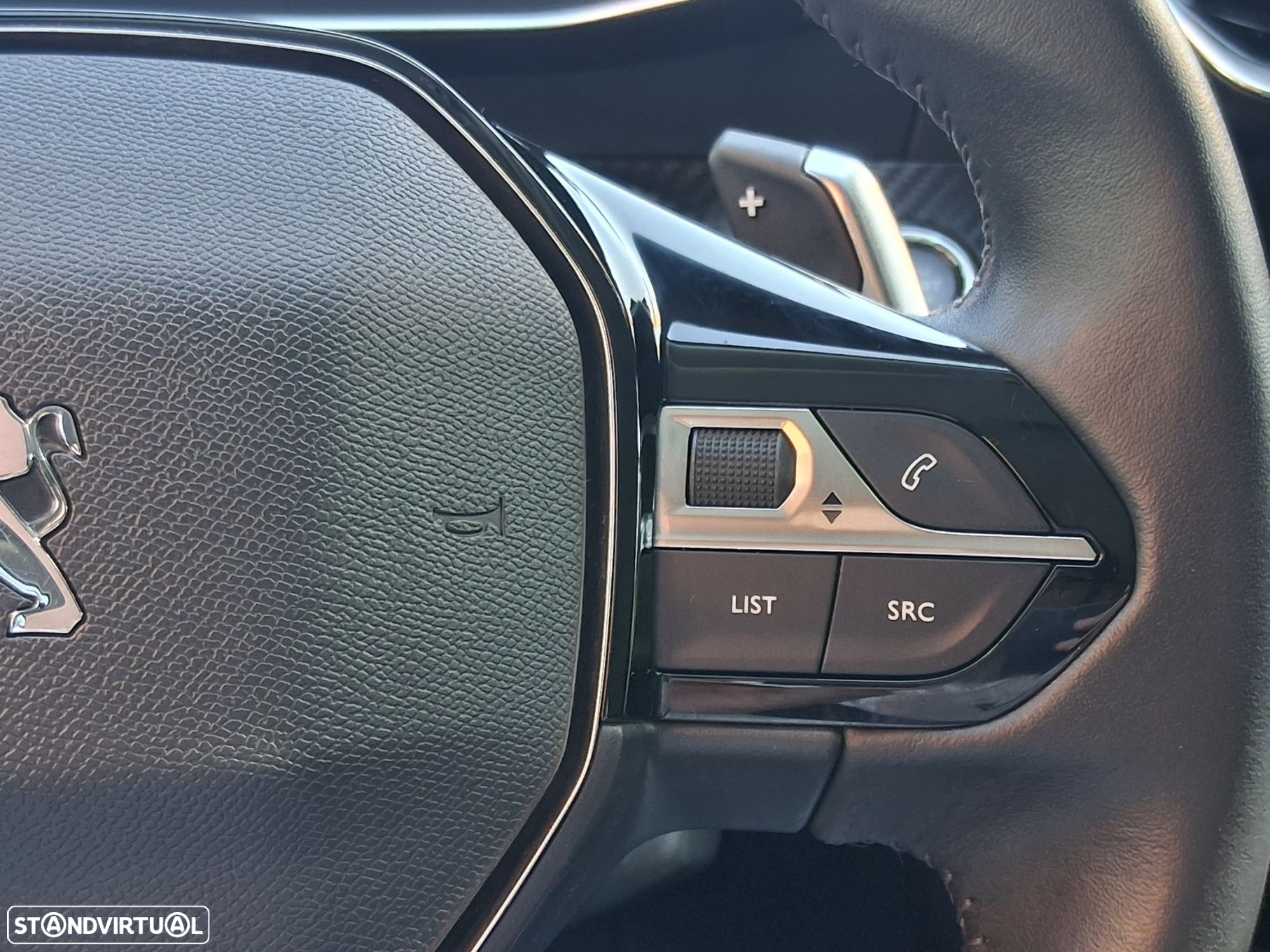 Peugeot 2008 1.2 PureTech Allure EAT8 - 34