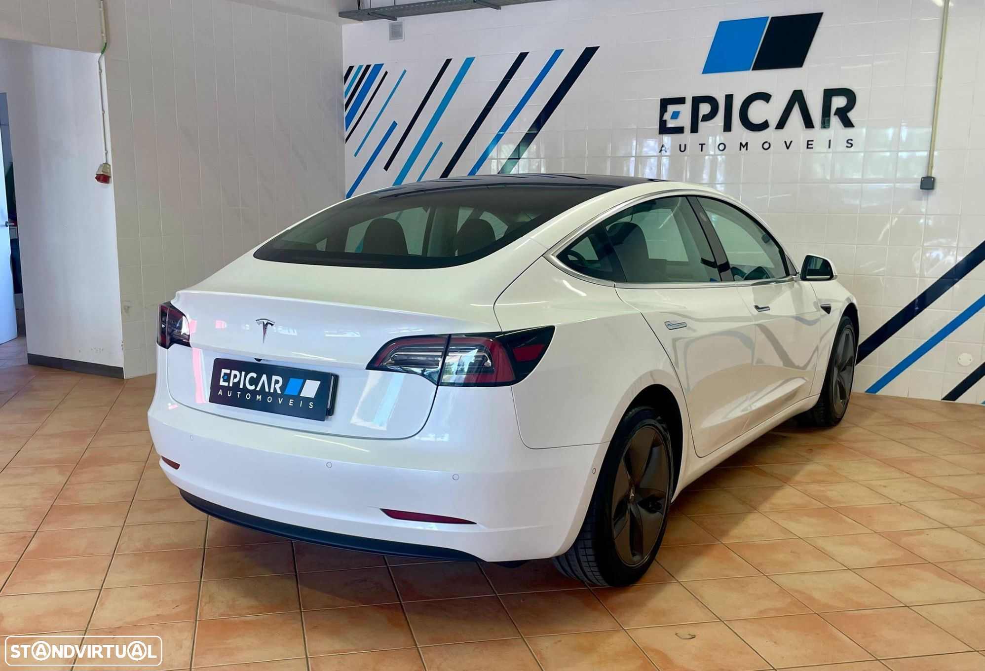 Tesla Model 3 Standard Range Plus RWD - 8