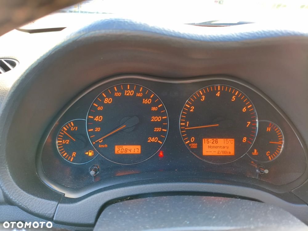 Toyota Avensis 1.8 VVT-i - 7