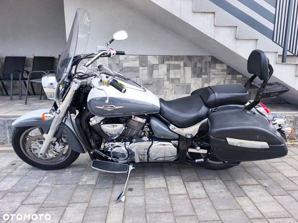 Suzuki Intruder - 18