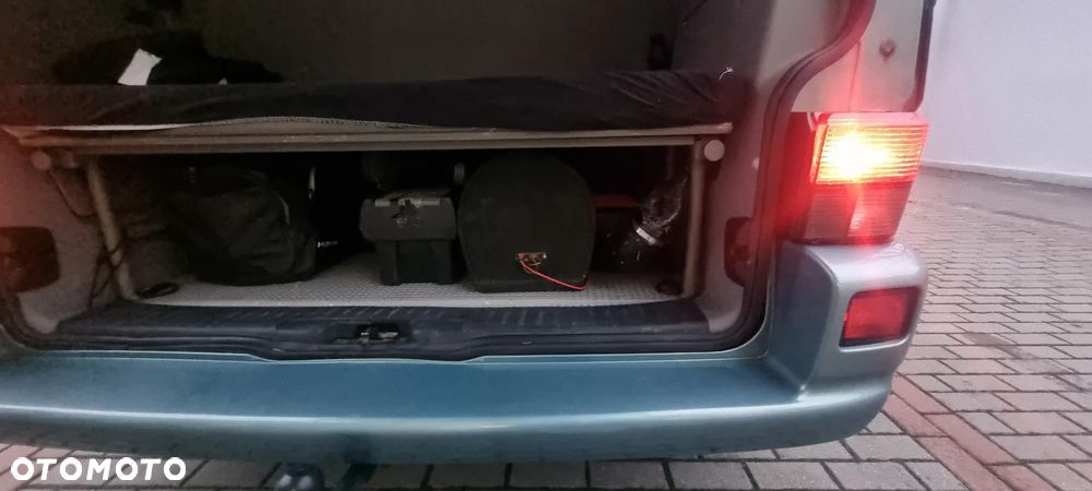 Volkswagen Transporter - 13