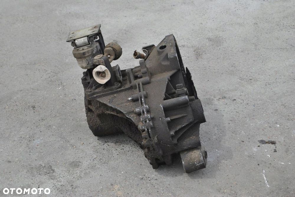 SKRZYNIA BIEGÓW MANUALNA VOLKSWAGEN SHARAN GALAXY 1.9TDI DJY - 4