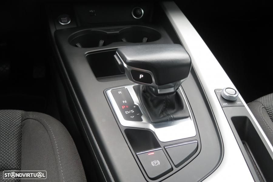 Audi A4 Avant 30 TDI Advanced S tronic - 12