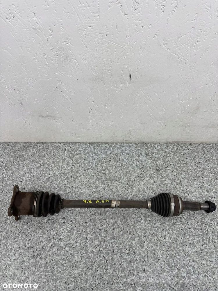 PÓŁOŚ PRAWY TYŁ 4X4 4WD TOYOTA YARIS CROSS 2021-24 1.5 H 42340-47010