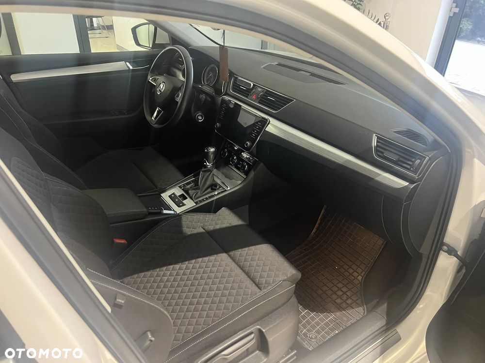 Skoda Superb 2.0 TDI Ambition - 10