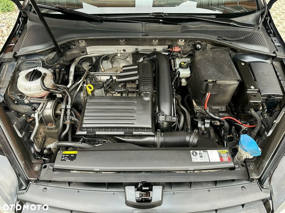 Volkswagen Golf - 13