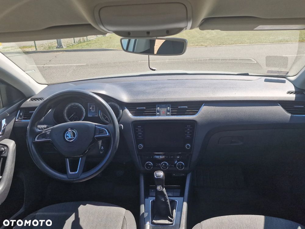 Skoda Octavia 2.0 TDI Style - 11