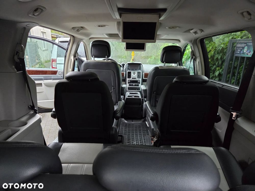 Chrysler Town & Country 4.0 Limited - 12