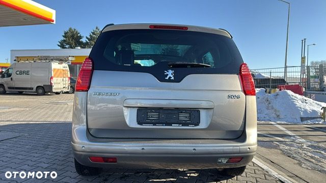 Peugeot 5008 HDI FAP 150 Platinum - 10