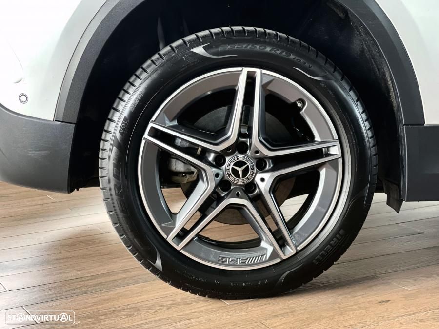Mercedes-Benz GLA 250 e 8G-DCT AMG Line - 10