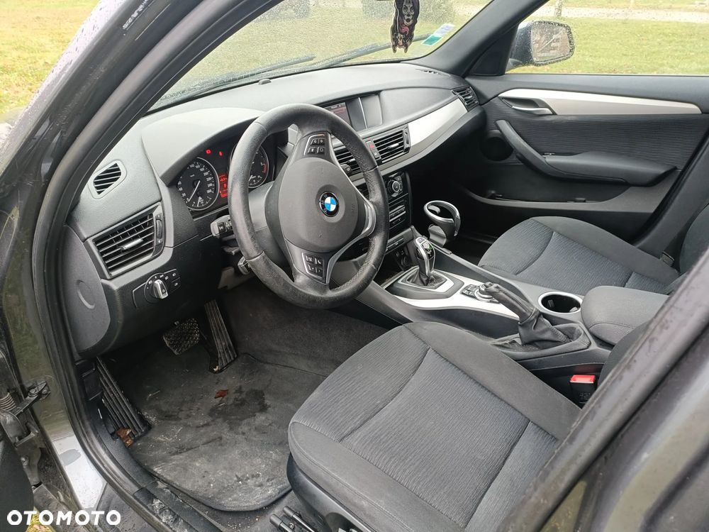 BMW X1 - 10