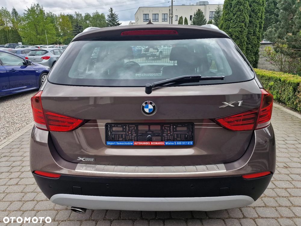 BMW X1 xDrive18d Sport Line - 8