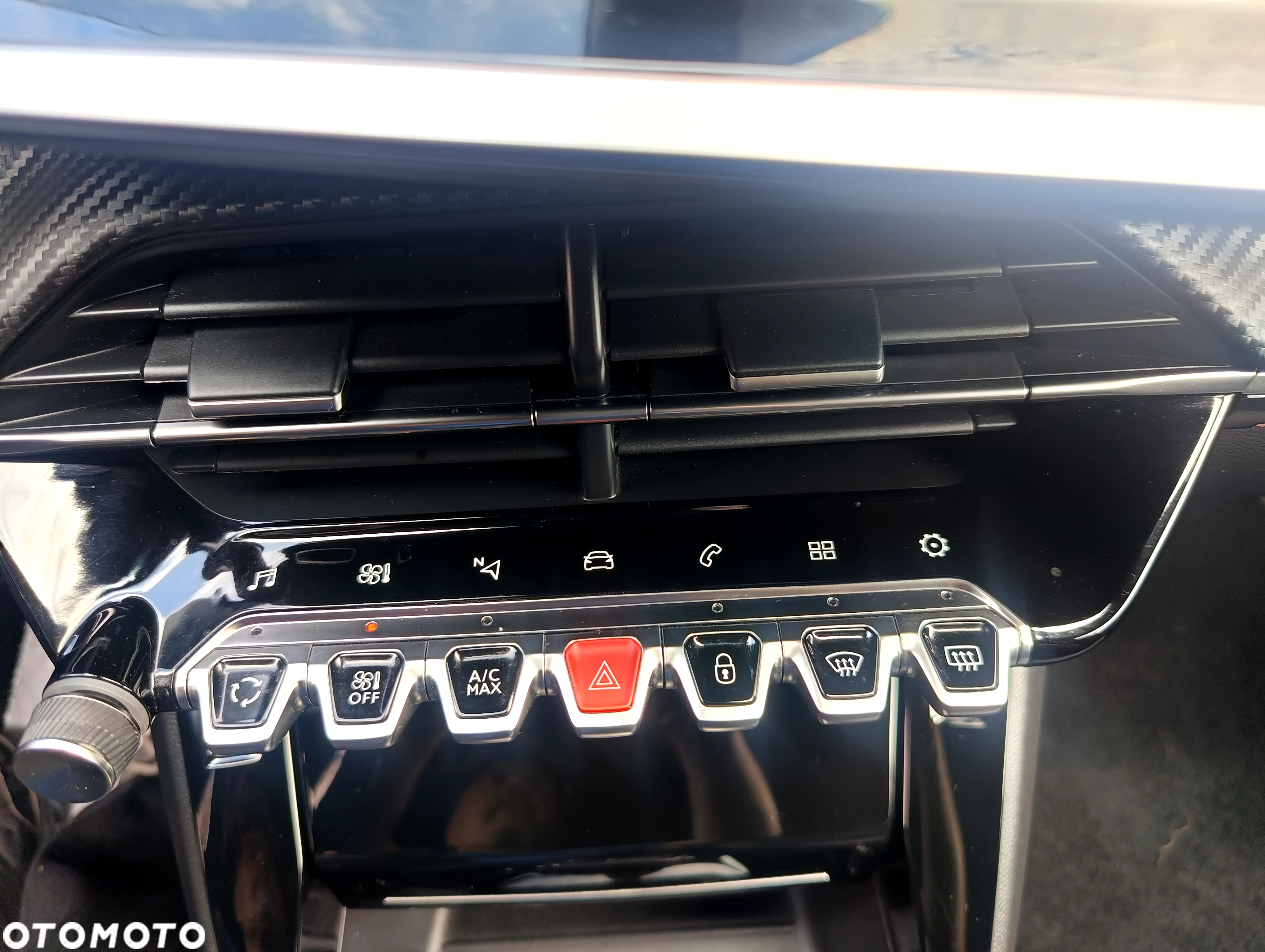 Peugeot 2008 1.5 BlueHDi GT S&S EAT8 - 38