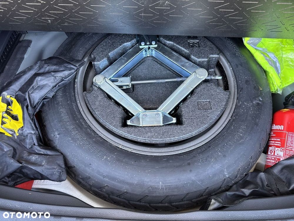 Toyota RAV4 2.5 Hybrid Selection 4x2 - 28