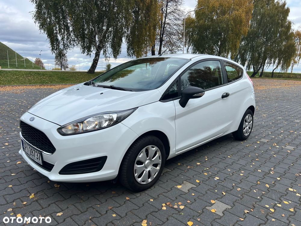 Ford Fiesta 1.25 Ambiente - 2
