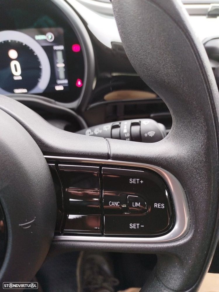 Fiat 500e Action - 8